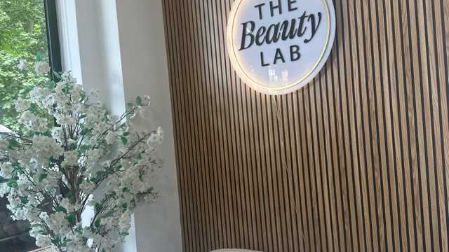 Manicurista Técnica Uñas Acrilicas