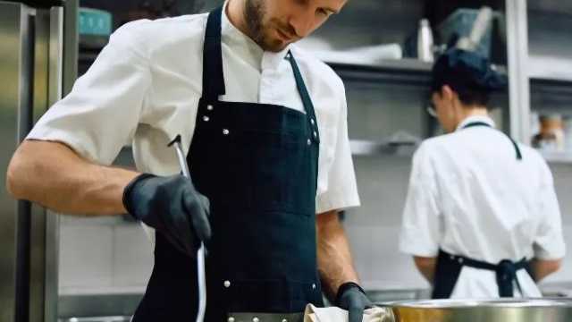 Ayudante/a de Cocina ó cociner@