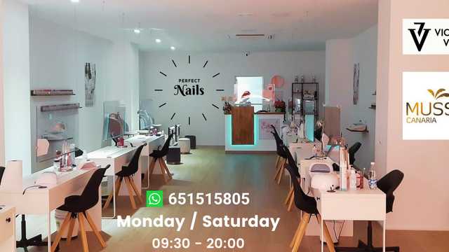 Manicurista Técnica Uñas Acrilicas