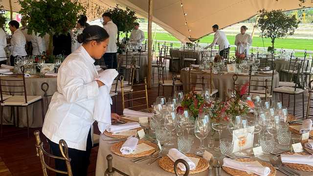 CAMAREROS/AS CON INGLÉS PARA AHORA (29/04) EN BARCELONA