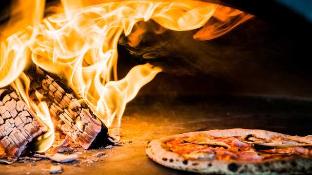 Wood Fired Pizza Chef