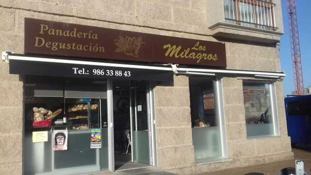 Camarero/a y Dependiente/a