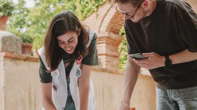 Promotor/a ONG- 25h/sem = 870€ -1800€ (base FIJO + incentivos)