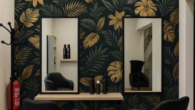 Peluquera, barbero ,masajista ,manicura