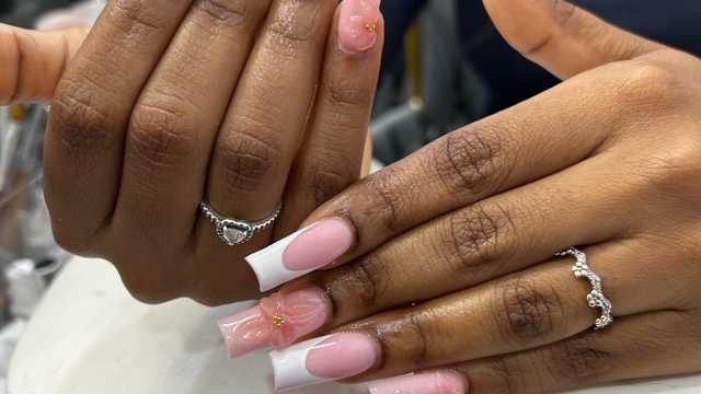 Nail Technition