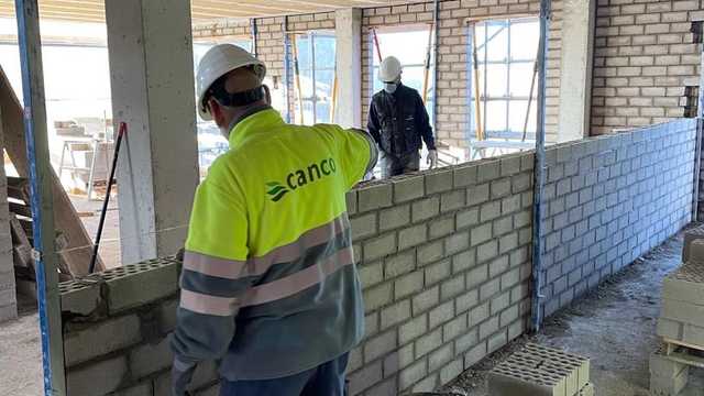 Albañil oficial de primera