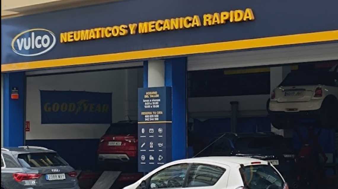 Roberto Motor - Taller de coches cover image
