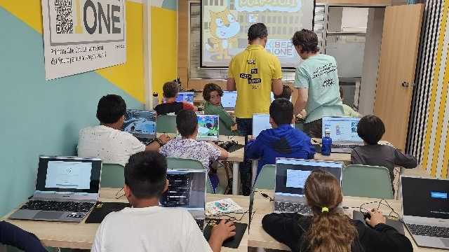 Asistente de Tutor/a – Escuela infantil de tecnología