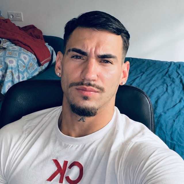 Candidate avatar