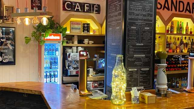 Camarero 24 horas semanales