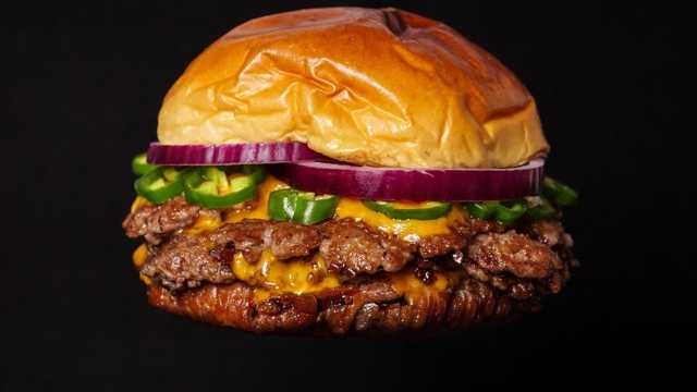 Cocinero/a y Ayudante/a de Cocina