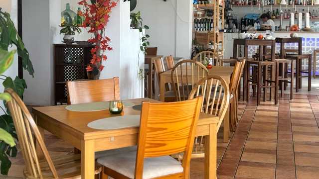 Ayudante/a de Cocina
