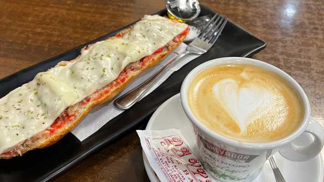 Ayudante/a de Camarero/a