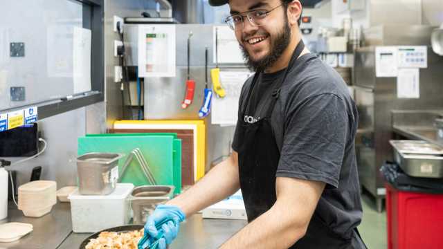 Kitchen Porter | Monday - Thursday 12pm - 9pm & Friday 1pm - 5pm