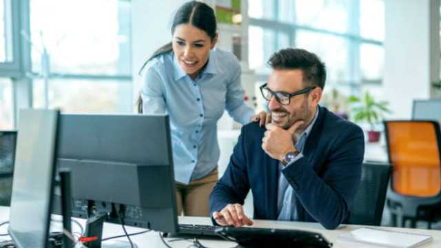*AUXILIAR ADMINISTRATIVO- 20H 750€ NETOS- 40H SEM  1500€ NETOS*