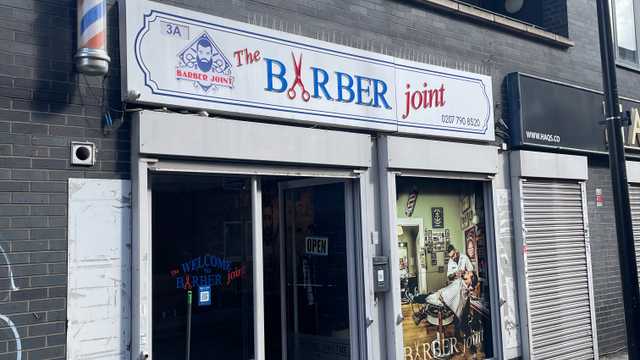Barber / Hairdresser