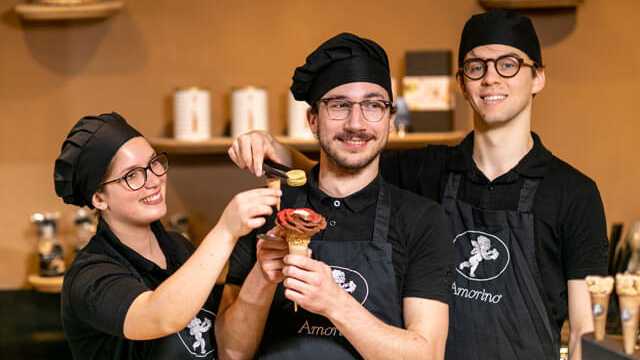 Full-Time Shop Assistant