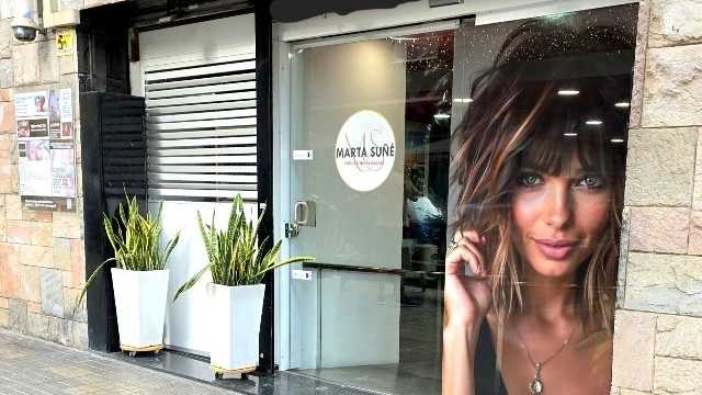 ESTETICISTA / COSMETÓLOGA CON EXPERIENCIA