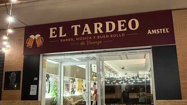 Camarero/a