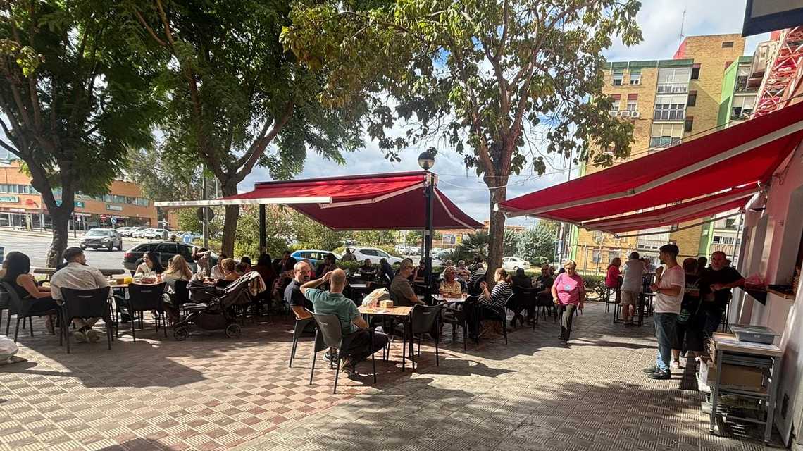 DOÑA JULIA  cover image