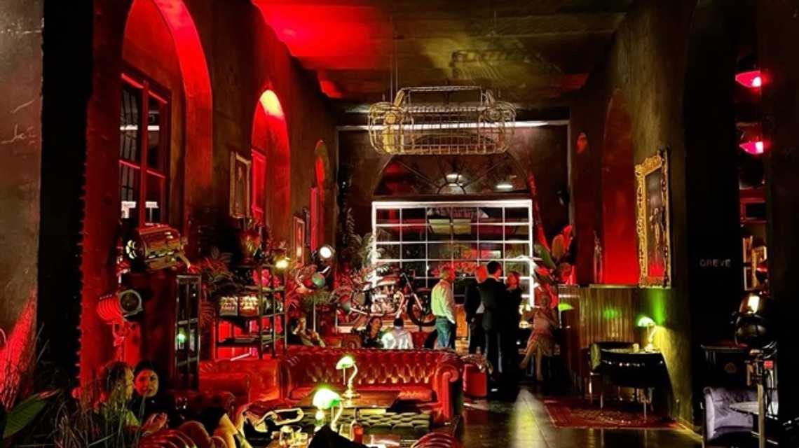 Leon rojo social club  cover image
