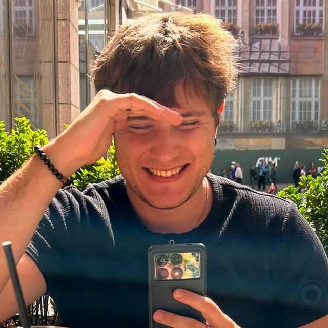 Candidate avatar