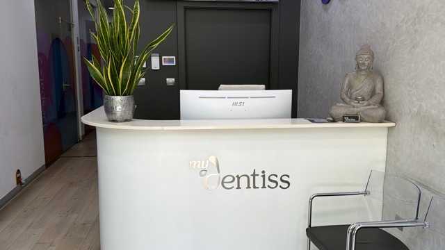 Recepcionista clinica dental
