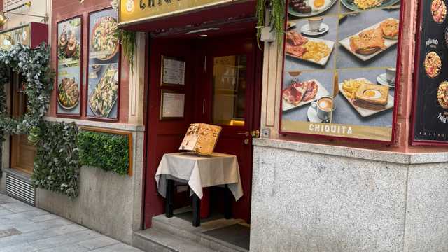 Ayudante/a de Camarero/a