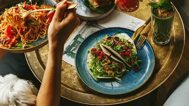 Kitchen Assistant / Demi Chef De Partie