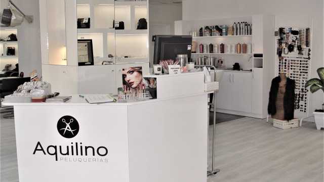 Oficial de Peluquería