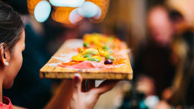 Food Runner