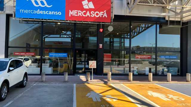 DEPENDIENTE DE TIENDA