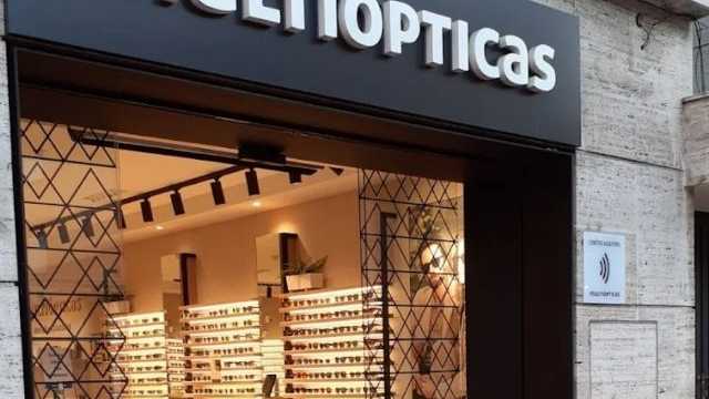 Comercial venta gafas de sol Alcalá de Henares