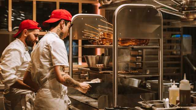 Kitchen commis/Demi chef de partie (m/w) - Berlin NEW OPENING 2026