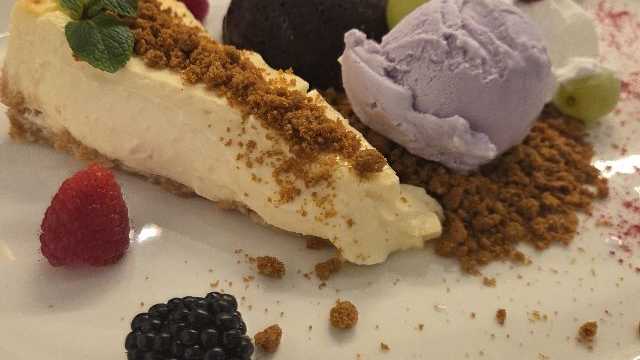 Buscamos segundo de cocina o ayudante avanzado.