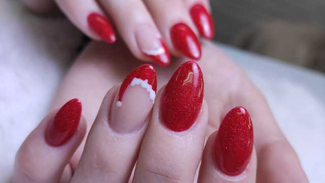 TECNICO/A DE UÑAS CON EXPERIENCIA EN ACRILICO Y NAIL ART