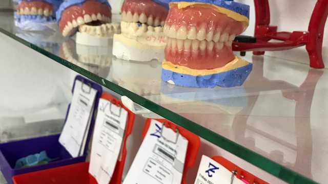 Protésico/a dental