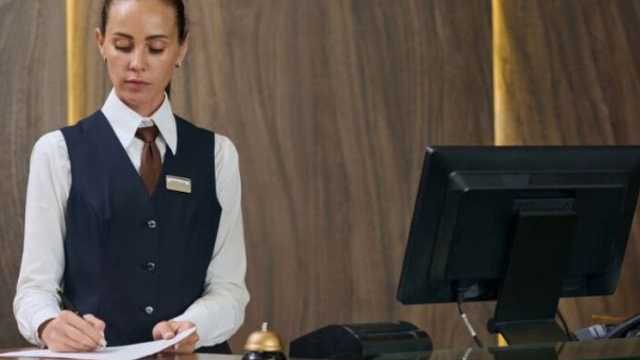 Recepciónista hotel fin semana