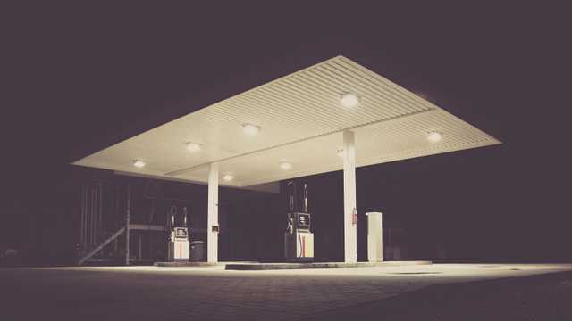 DEPENDIENTE/A GASOLINERA - CONTRATO FORMATIVO