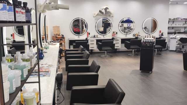 Oficial de Peluquería