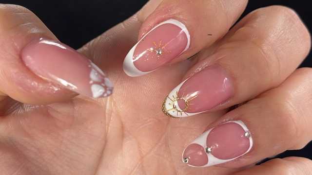 Manicurista Técnica Uñas Acrilicas