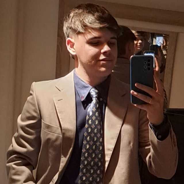 Candidate avatar