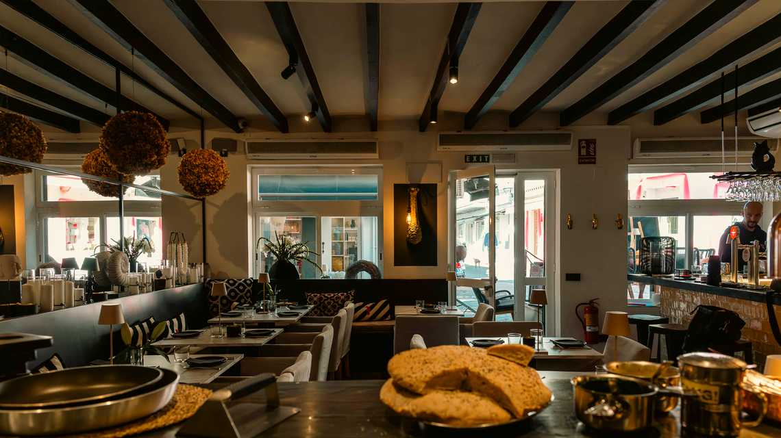 Lola Restaurant cover image