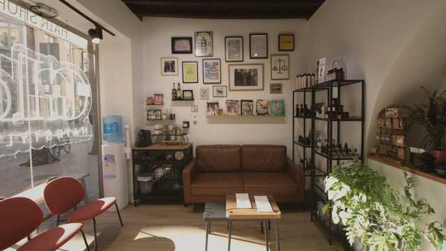 Oficial de Peluquería