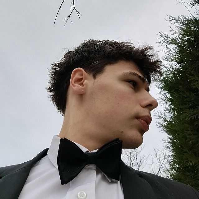Candidate avatar