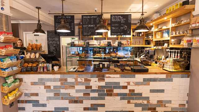 Barista and Waiter / Waitress