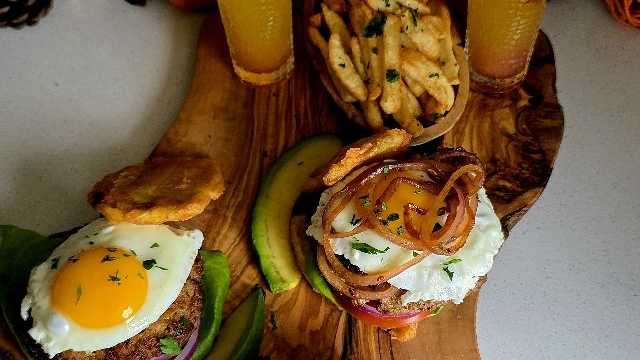 Cashier and Waiter / Waitress