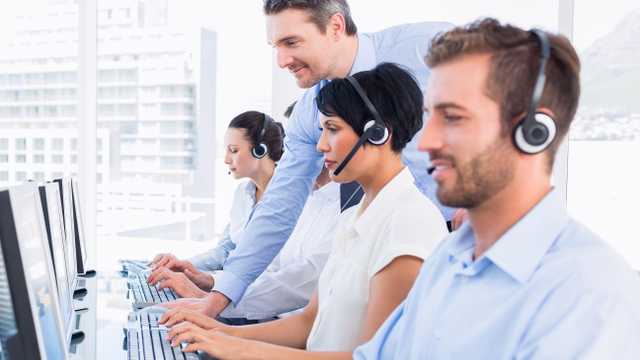 ATENCION AL CLIENTE DE TARDES