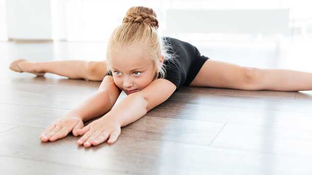 ENTRENADORA GIMNASIA RITMICA en la NUCIA