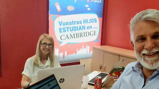 Profesor/a de Inglés para Niños